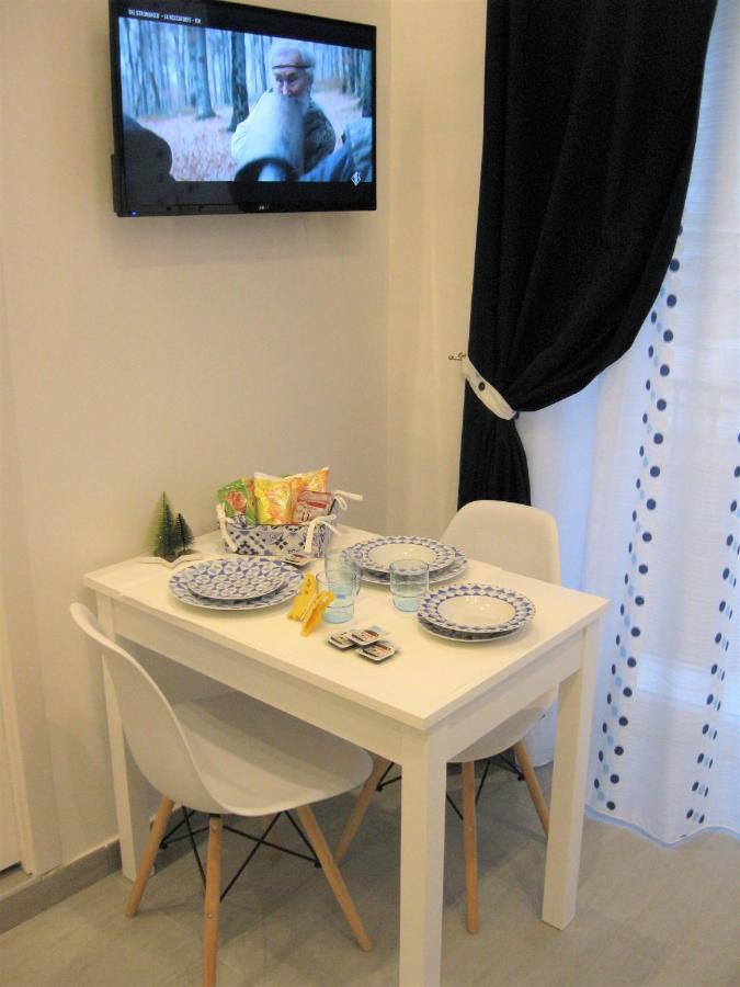 B&B Lemon Flats Neapel Exteriör bild